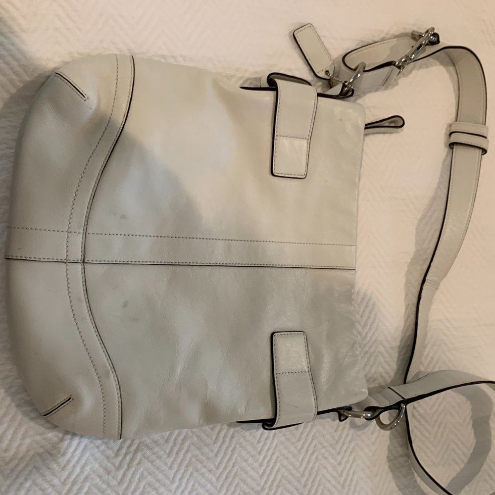 Coach Bag - Picture 4 of 7